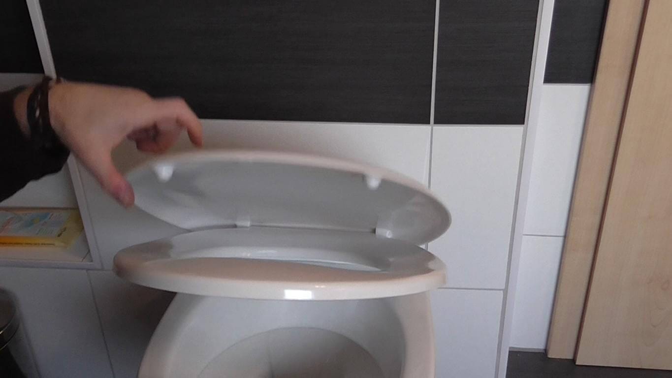 Klodeckel mit Absenkautomatik
